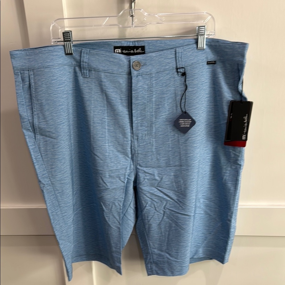 Travis Mathew - Mens Shorts 9" Inseam - 40 Waist